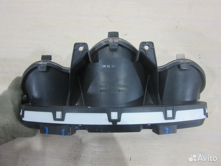 Панель приборов Kia Magentis 2005-2010