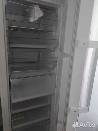 Морозильная камера beko