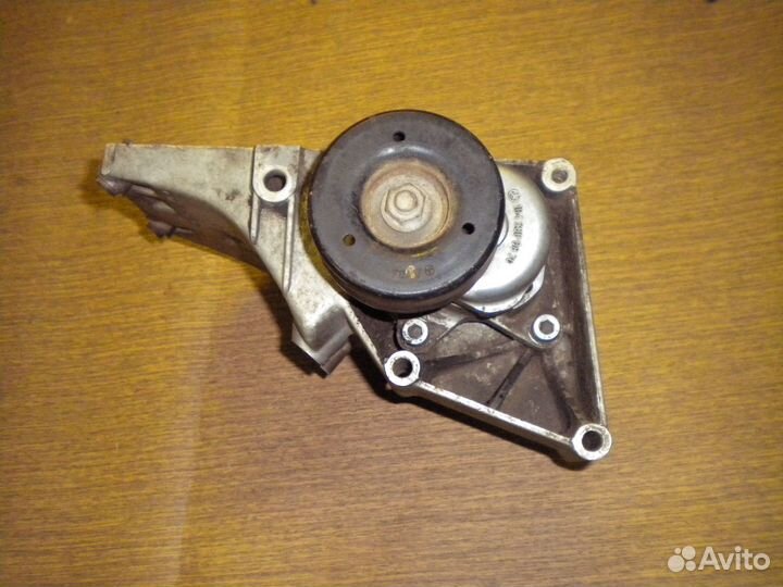 Натяжитель ремня Ssangyong Musso 3.2 G32D