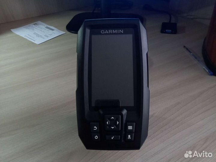 Эхолот Garmin striker 4 plus cv