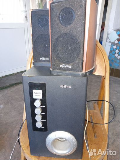 Сабвуфер и колонки