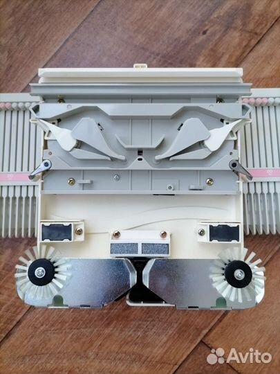 Вязальная машина silver reed SK2200 (LK150)