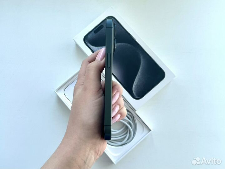 iPhone 15 Pro, 128 ГБ