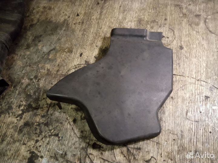 Корпус воздушного фильтра 2.5 tdi Audi A6 C5