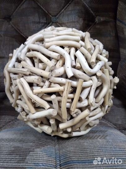 Интерьерный шар из веток