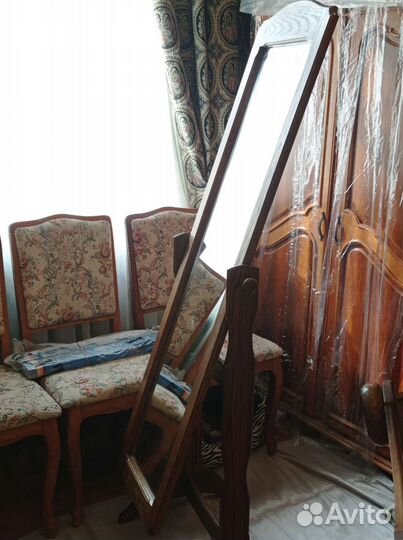 Зеркало напольное (Италия) бу и Рама (Румыния)