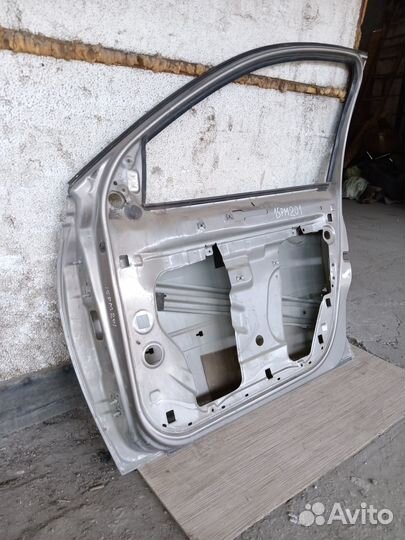 Дверь передняя правая Renault Megane 2