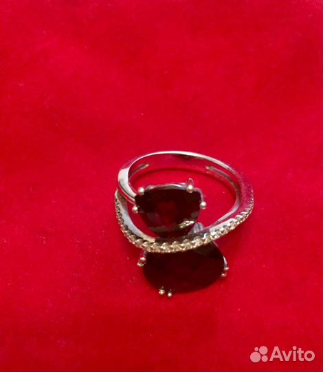 Кольцо с бриллиантами