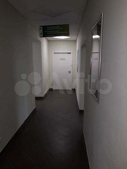 Нежилое помещение, 892.7 м²