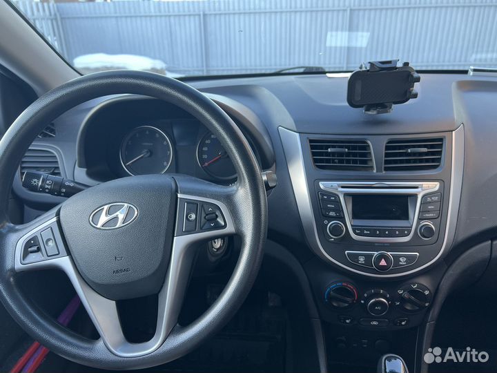 Hyundai Solaris 1.6 AT, 2014, 129 000 км