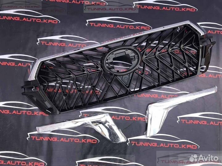 Решетка радиатора Toyota Land Cruiser 200 Y4053