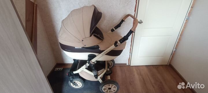 Детская коляска 3 в 1