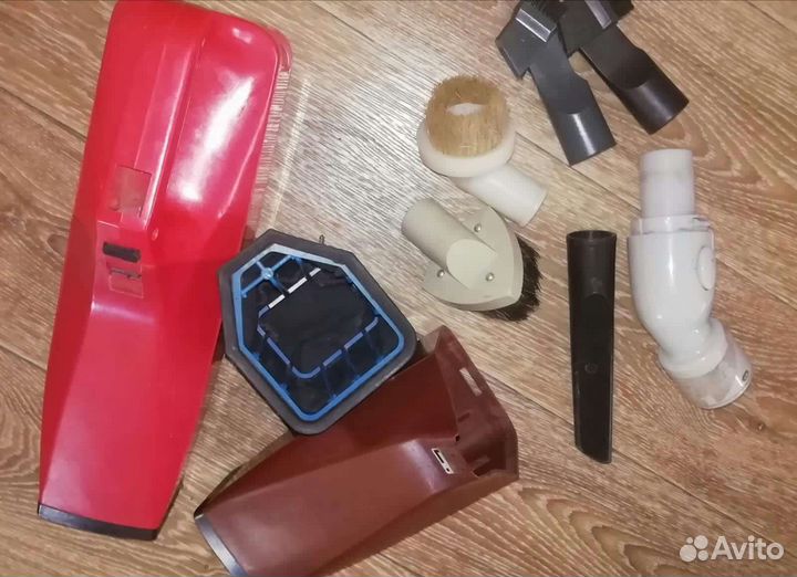 Запчасти к пылесосу Шмель,насадки разные