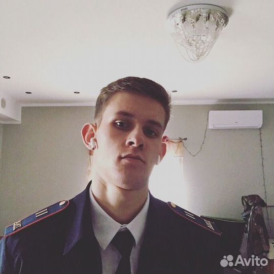 Кинолог,Мастер по компьютерам,курьер на авто