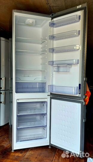 Холодильник б/у. beko. состояние доставка гарантия
