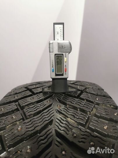 Michelin X-Ice North 4 205/55 R17 95T