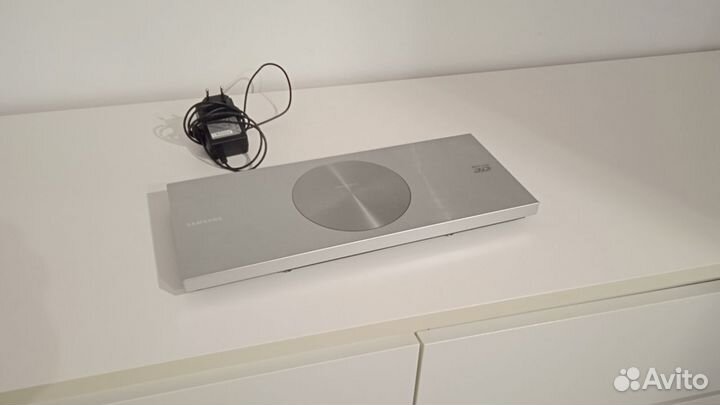3D SMART Blu-ray плеер Samsung BD-ES7000