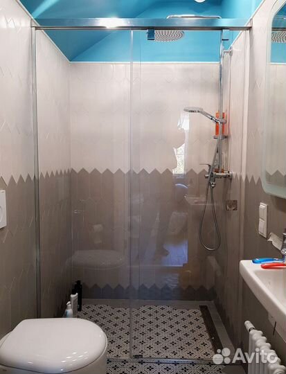 Душевой уголок, дверь в нишу, перегородка