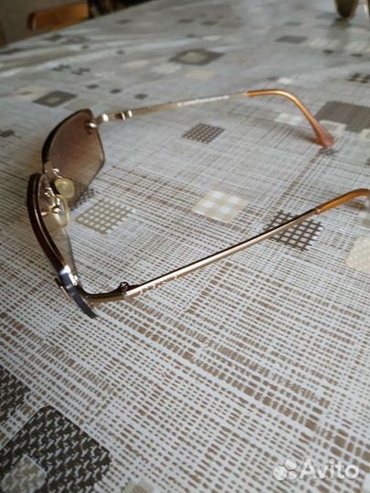 Солнцезащитные очки женские оригинал бу