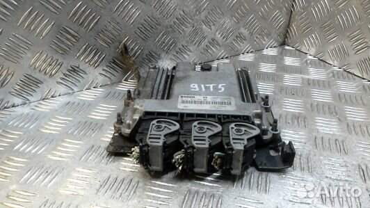 Блок управления двс renault laguna 3 (91T05PC01)