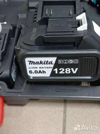 Аккумуляторный гайковерт Makita