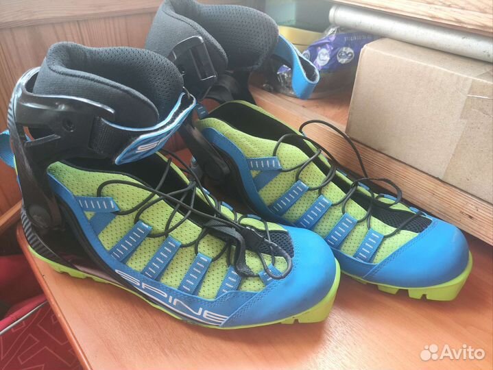 Ботинки для лыжероллеров