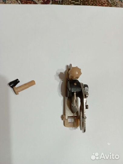 Приставка к бытовой швейной машине зиг-заг