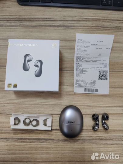 Huawei Freebuds 5 (состояние новых / на гарантии)