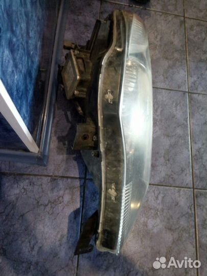 Фара правая оригинал в сборе с блоком розжига
