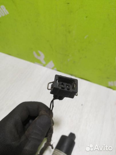 Насос омывателя Фольксваген Гольф 3 Венто