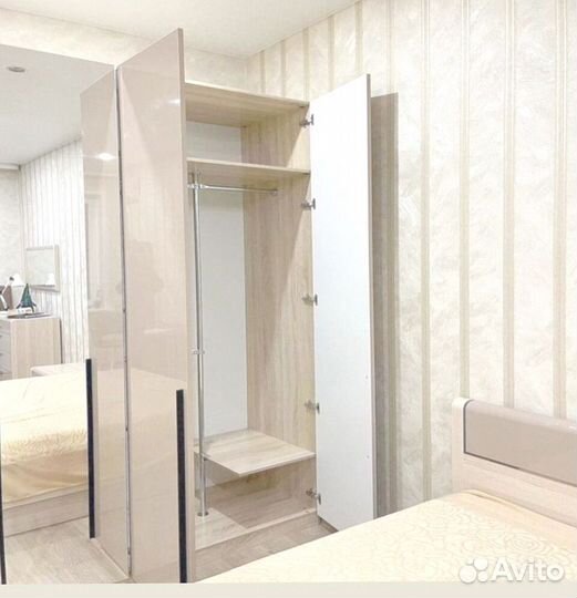 Угловой шкаф купе