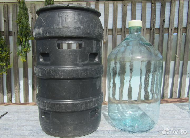 Бутыли 20 - 10 - 5 литровые