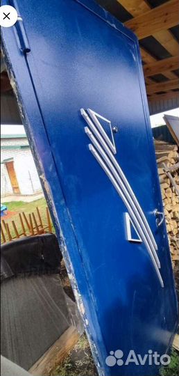 Дверь входная металлическая