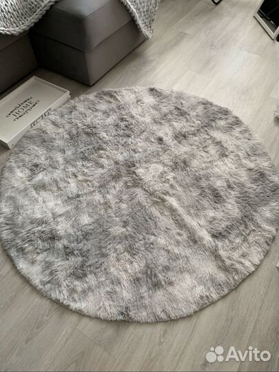 Ковер круглый мягкий новый