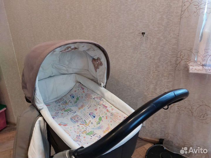 Коляска Peg Perego Classico люлька + пакет одежды