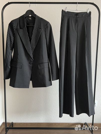 Новые женские классические костюмы 42 44