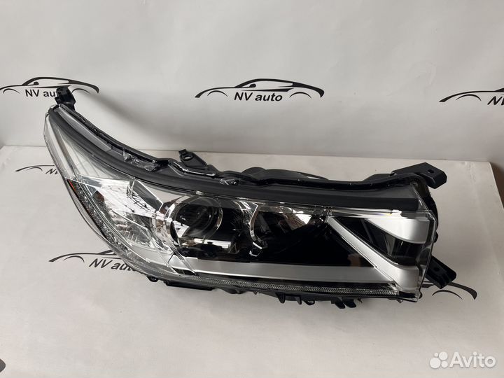Toyota highlander 3 фара правая галоген дхо 16-19