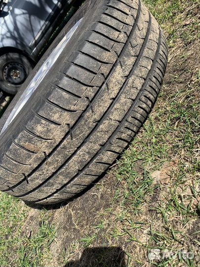 Toyo Tranpath MPZ 215/65 R16