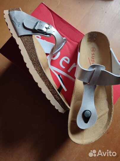 Шлепанцы, босоножки