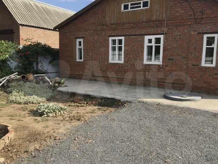 Дом 56 м² на участке 9 сот.