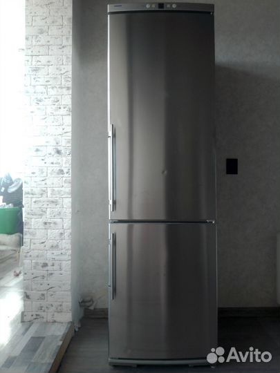 Холодильник Liebherr