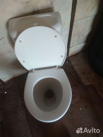 Унитаз с бачком бу