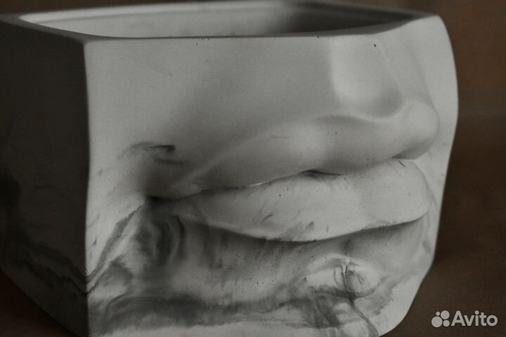 Кашпо Губы Давида