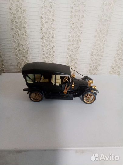 Детские железные машинки