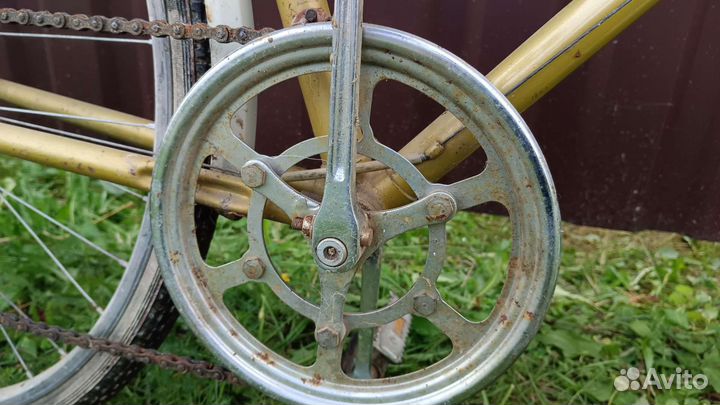 Запчасти на велосипед хвз турист, спутник