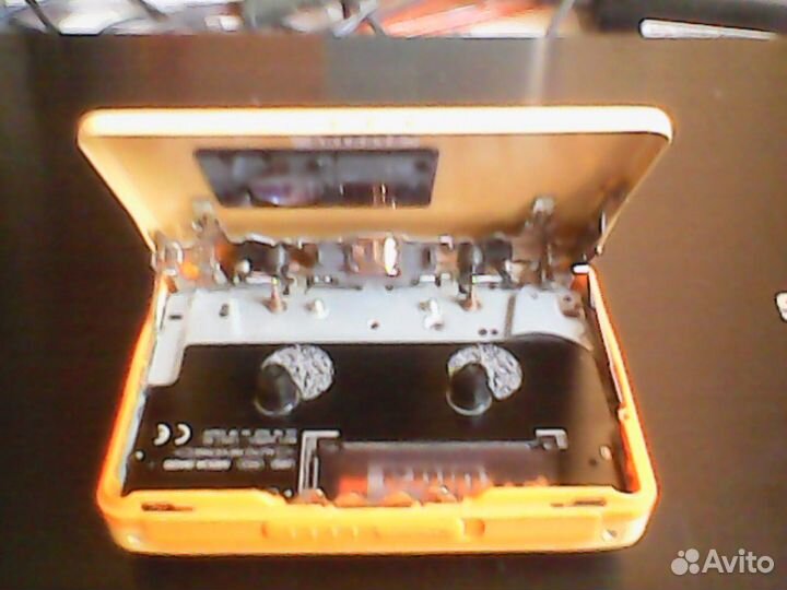 Кассетный плеер sony walkman. WM-FX 521. FM. радио