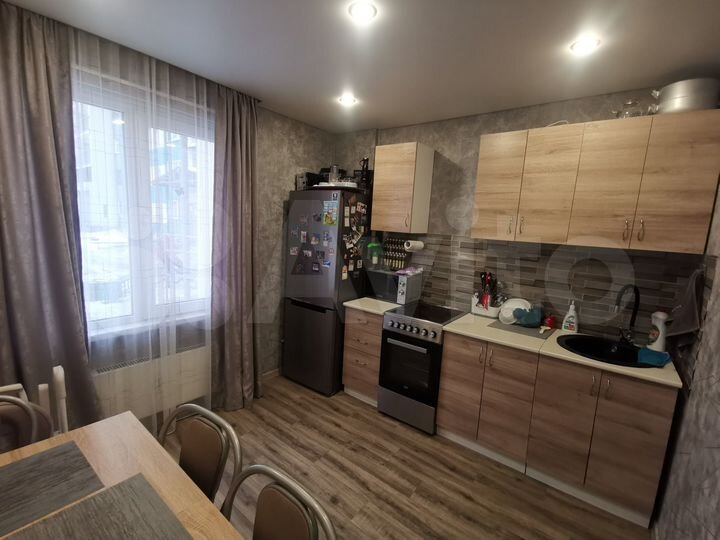 2-к. квартира, 56,5 м², 1/12 эт.