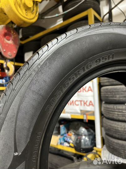 Kumho Solus SA01 Plus 205/65 R16 95H