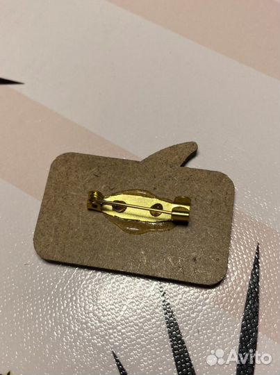 Деревянные значки