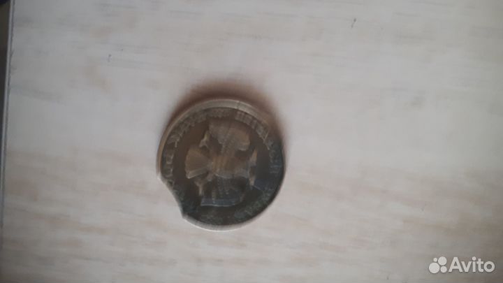 Продам монету